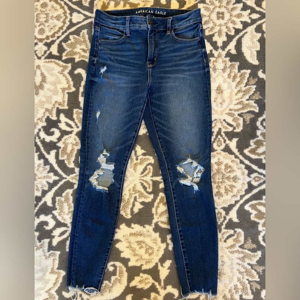 AMERICAN EAGLE “THE DREAM JEAN” HI-RISE JEGGING • SIZE 8R • LIKE NEW CONDITION 🌼